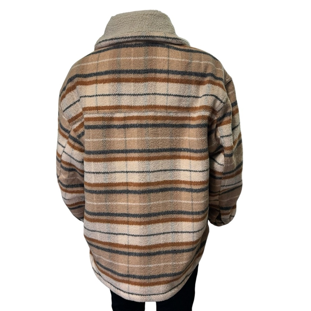 Billabong Women's Lucky Day Trucker Jacket Quilted Padded Multicolor Sz Large - Picture 4 of 16